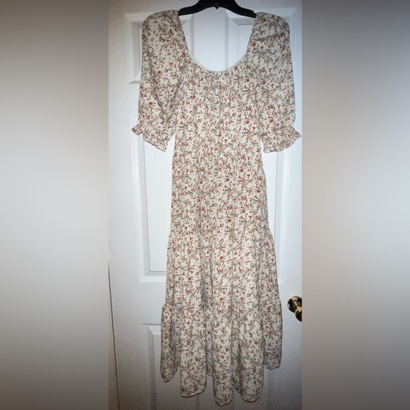 Creamy Floral Midi Dress - Picture 1 of 4